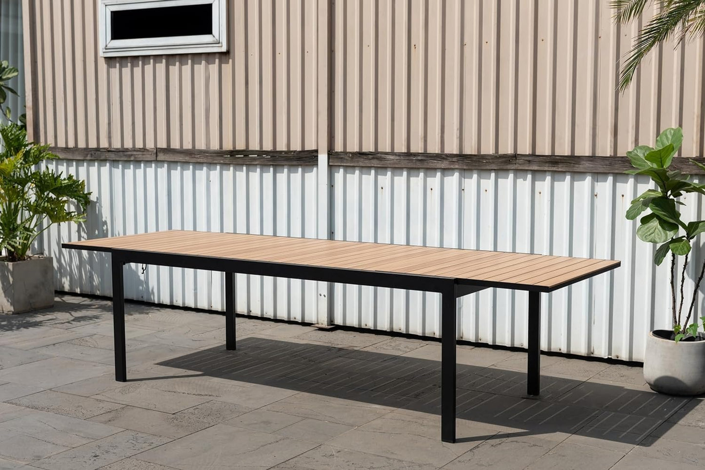 Kaihalulu Patio Dining Maintenance-Free Aluminum |Extendable Table|Ideal for Outdoors