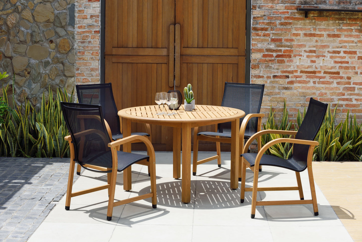 Amazonia Outdoor 5-Piece Black Patio Dining Set Wood Round Table with 4 Stationary Chairs